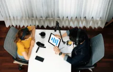 37+ - 亿万28